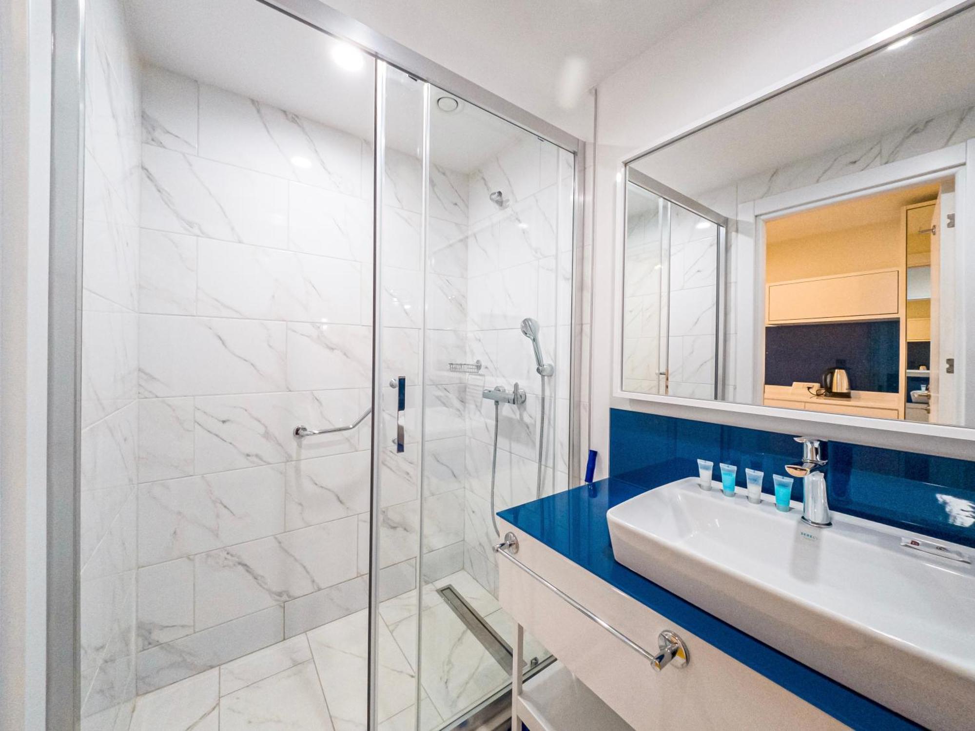 Amazing View Apartments Batumi Bagian luar foto