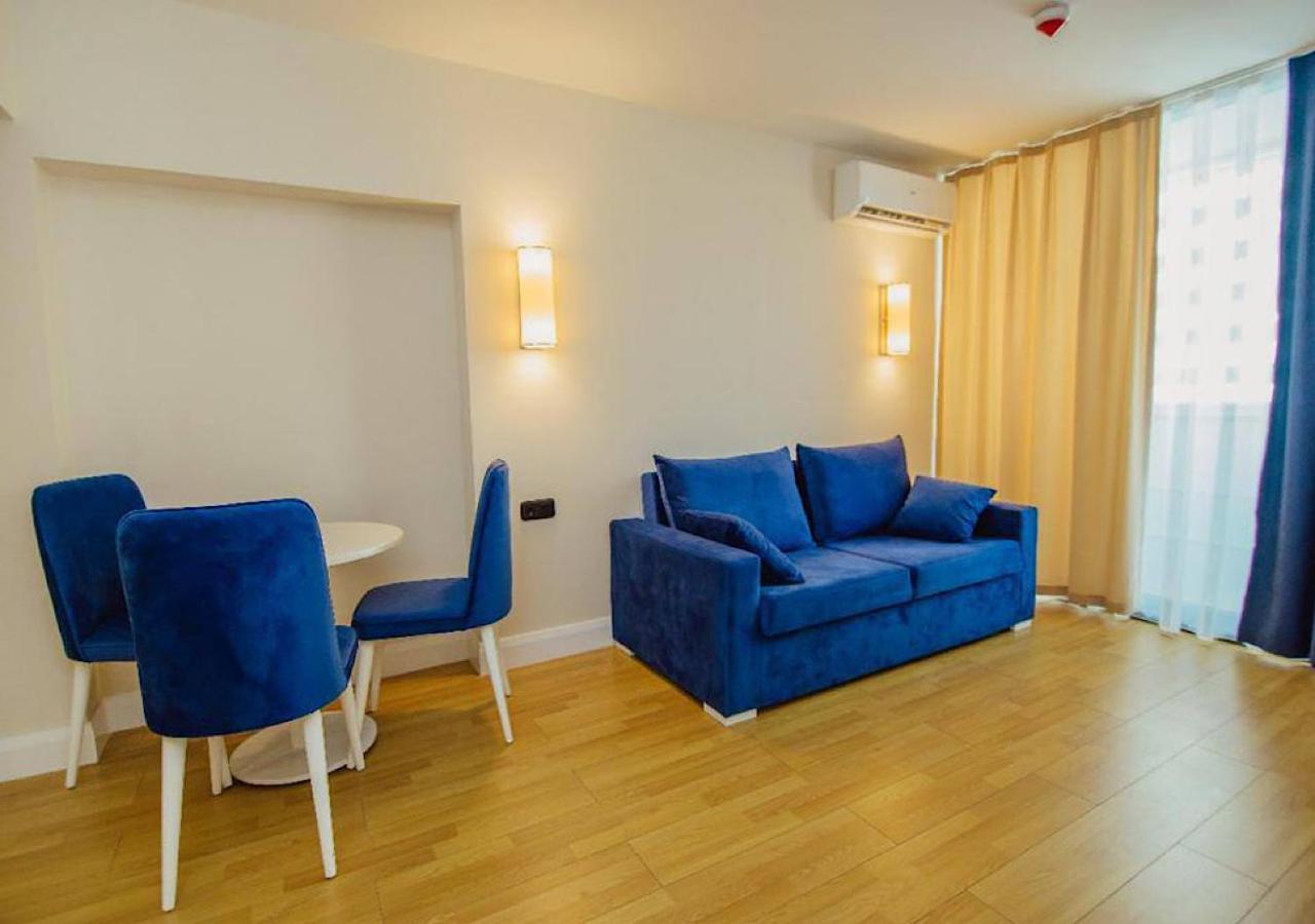 Amazing View Apartments Batumi Bagian luar foto