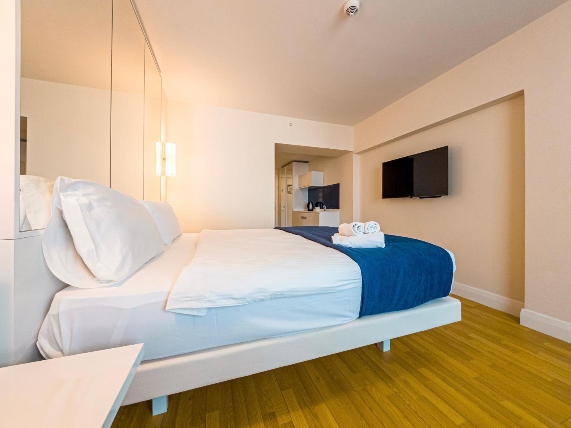 Amazing View Apartments Batumi Bagian luar foto