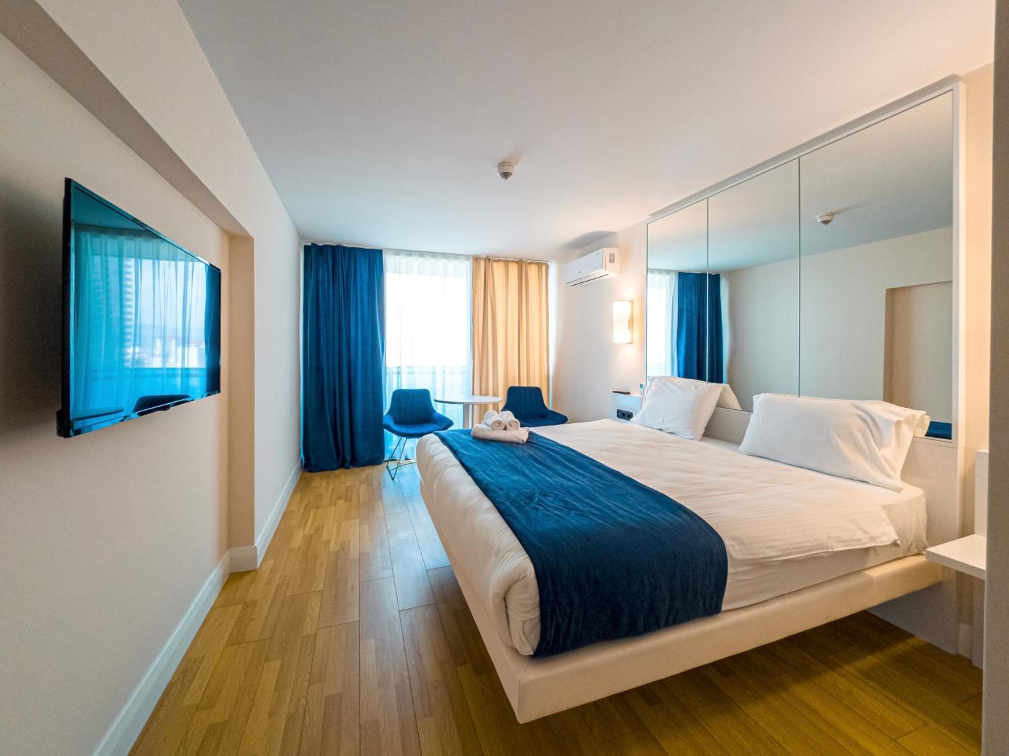 Amazing View Apartments Batumi Bagian luar foto